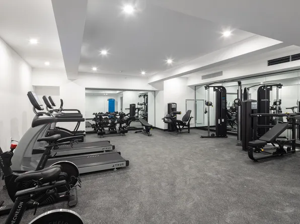 524 Halsey Street image 12 of 14