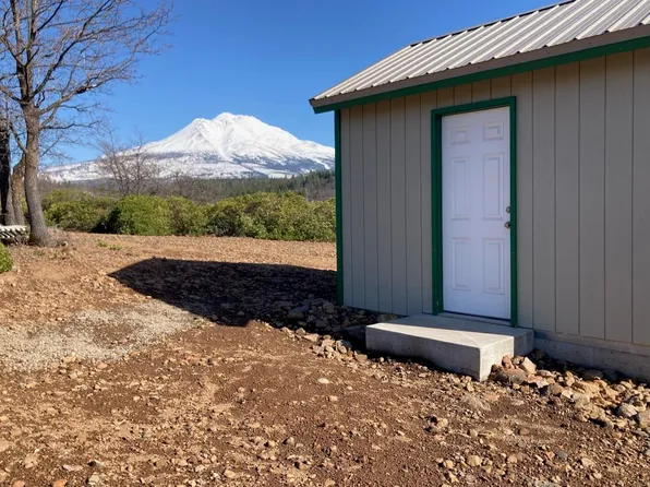 5 College Ave, Weed, CA 96094