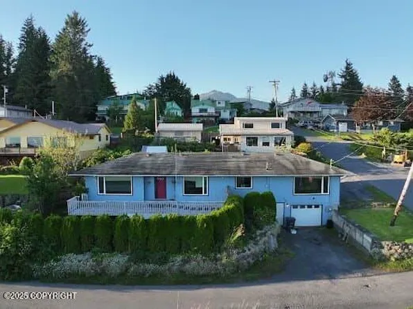 203 3rd St, Wrangell, AK 99929
