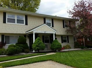 22 Sweetbriar Ave, Florence, KY 41042