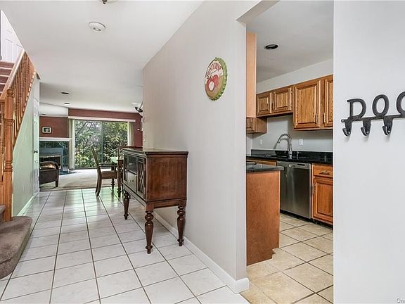 3rd image of 492 N Broadway #7A