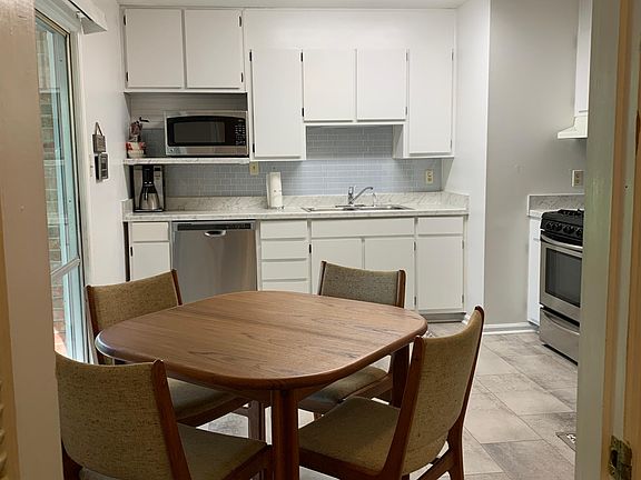 4th image of 308 21st St