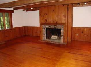 753 Swaggertown Rd, Schenectady, NY 12302