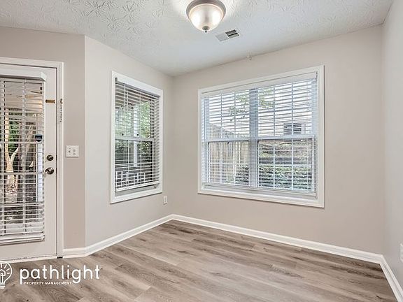 4th image of 1731 Hayden Mill Ct