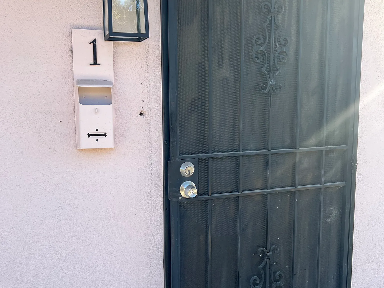 301 N Campus Ave — Photo 2