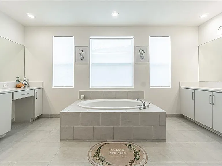 32353 Rosewood Meadow Ln — Photo 25