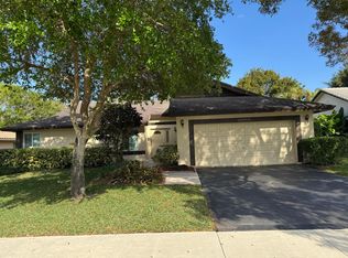 21068 Shady Vista Ln, Boca Raton, FL 33428