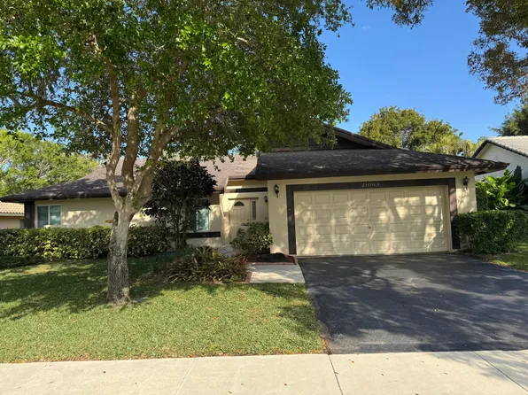 21068 Shady Vista Lane, Boca Raton, FL 33428