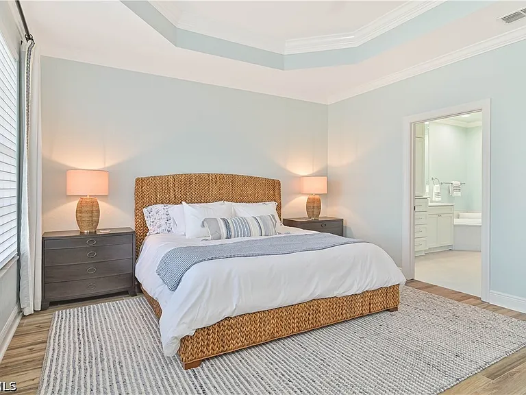 5000 Royal Shores Dr #101 — Photo 22