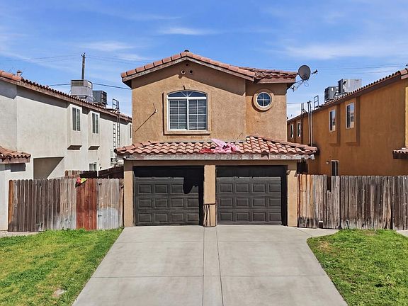2nd image of 726 K St