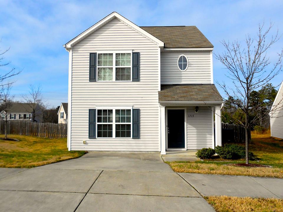 1st image of 1715 Great Bend Dr