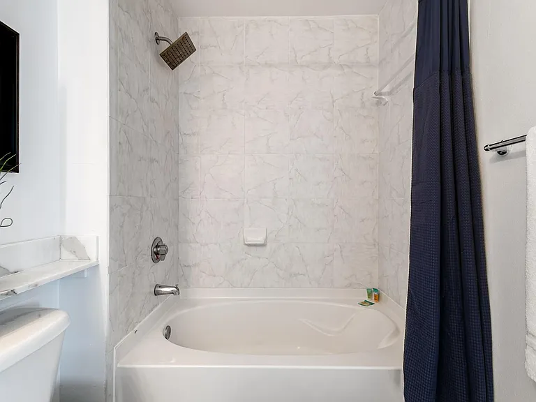 234 NE 3rd St #1107 — Photo 28