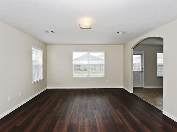 3rd image of 1531 Weiland Manor Ln