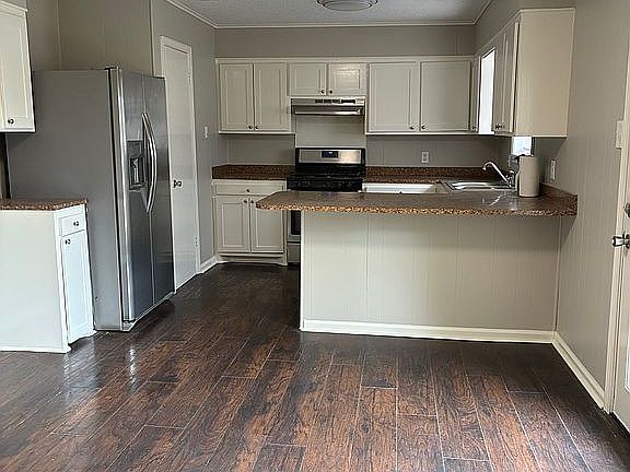 5th image of 2293 White Oak Dr