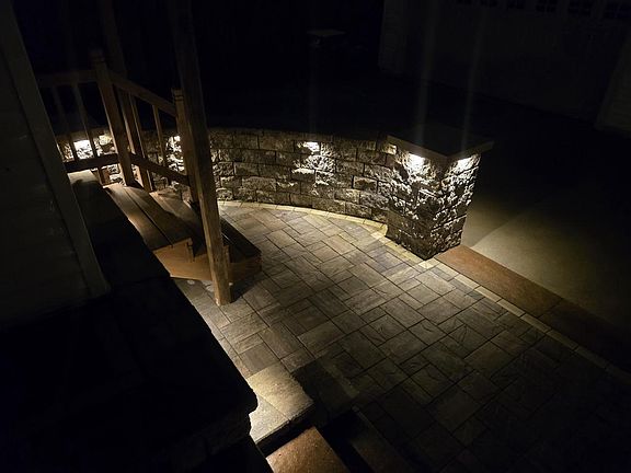 4th image of 537 Elizabeth STREET