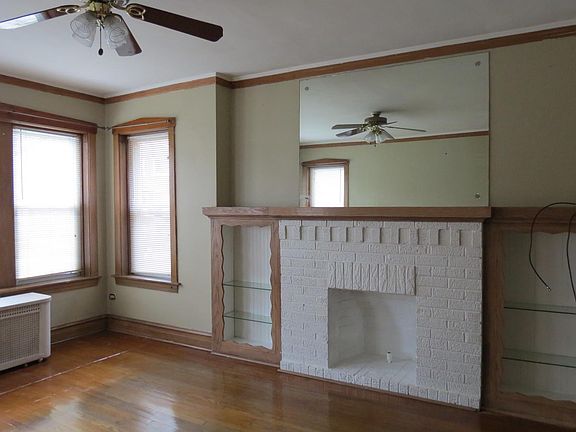 4th image of 1228 S 58th Ct
