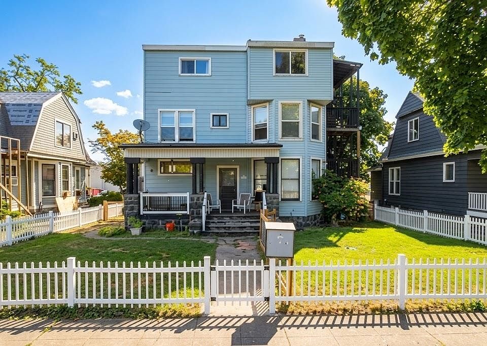 1st image of 1316 W Dean Ave