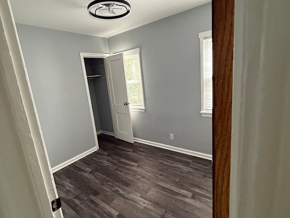 1st image of 2041 Glenridge Dr Unit 2041