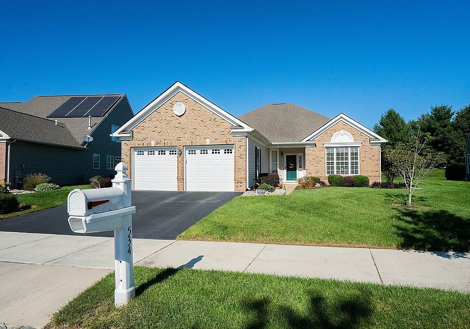 Front Of House (Street View)