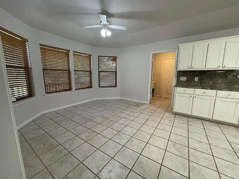 5001 Blue Bluff Rd — Photo 5