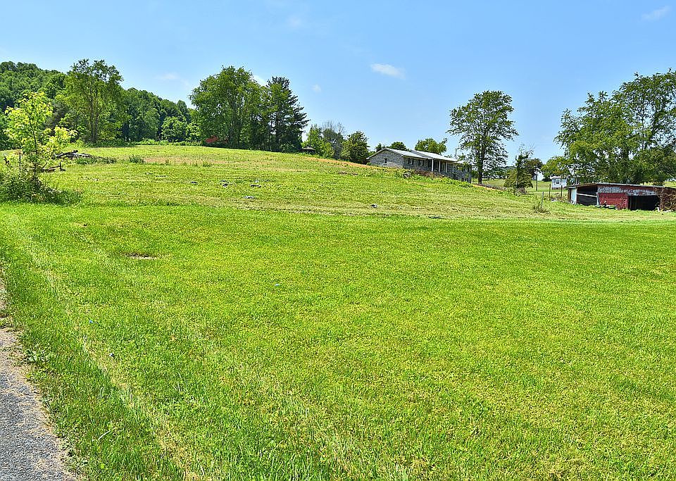 1st image of 160 Rolling Hills Dr