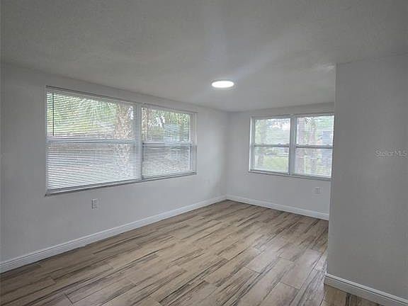 5th image of 5811 Appletree Rd