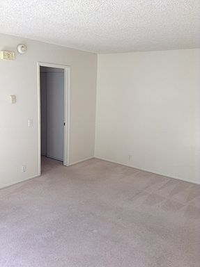 5th image of 892 Empire Ave APT 2