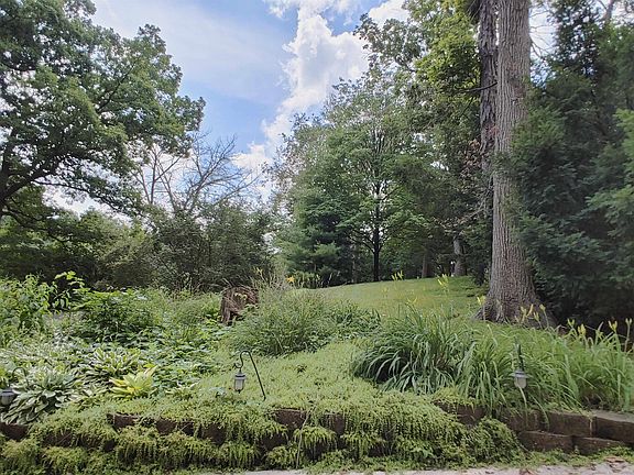4th image of 5871 Heatherwood Ln