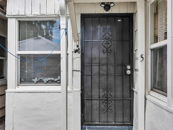 3rd image of 2012 Cavallo Rd APT 5
