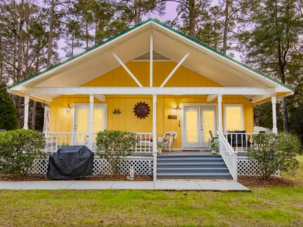 104 Gervais St, Walterboro, SC 29488