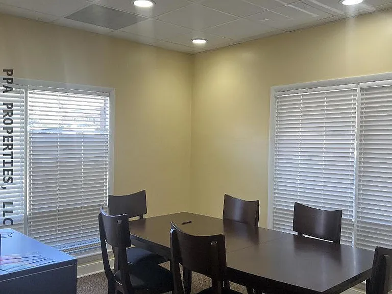 3717 University Dr #C — Photo 15