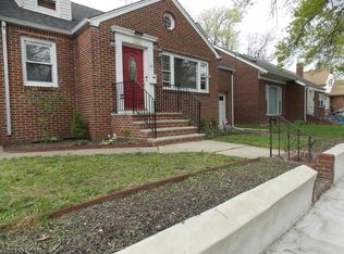323 Wainwright St, Newark, NJ 07112