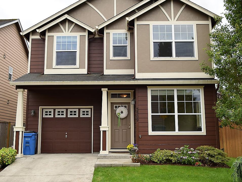 1st image of 3509 NE 42nd Way