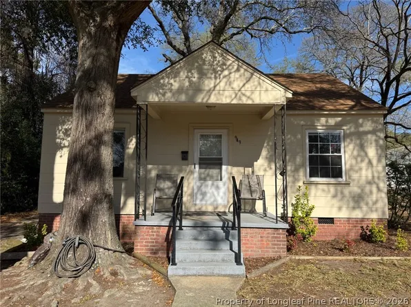 949 Chester Cir, Fayetteville, NC 28303
