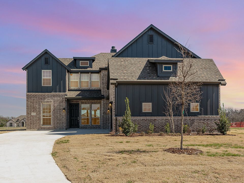 1st image of 610 Crystal Lake Ln
