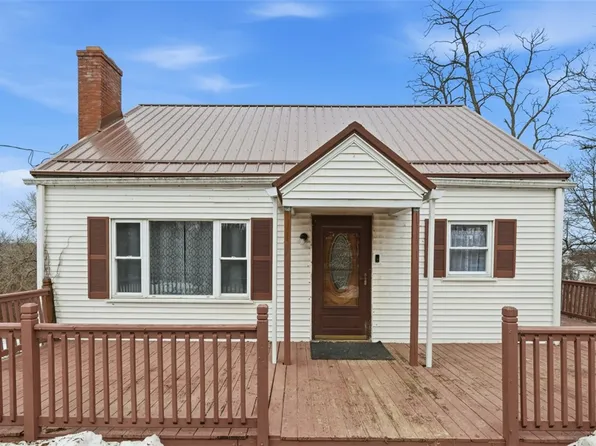 1395 Amity Ridge Rd, Washington, PA 15301