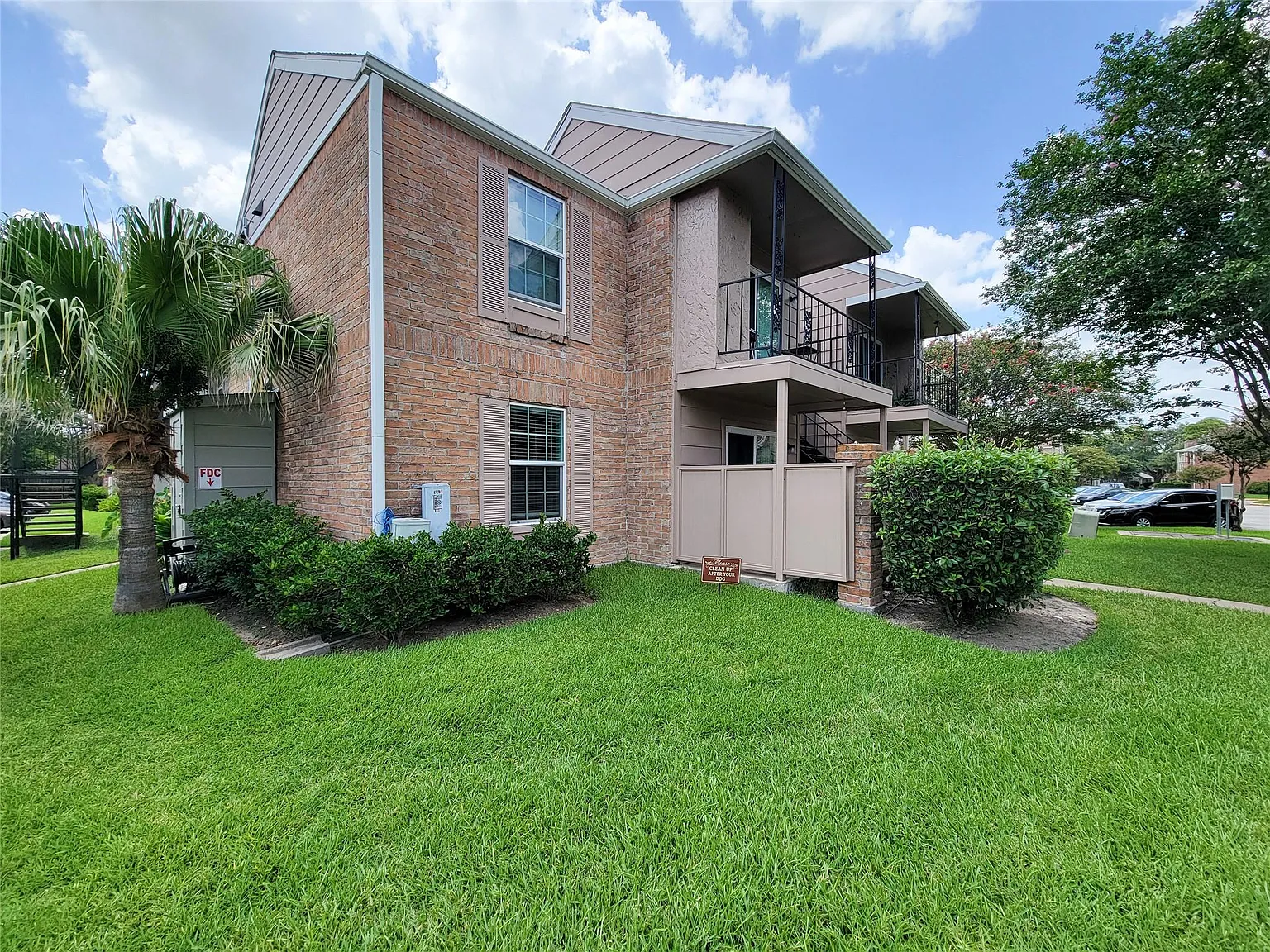 1 bed, 1.0 bath, 640 sqft, $1,100 — Photo 3