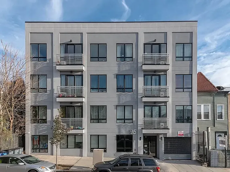 105 Vanderveer St #303B — Photo 15