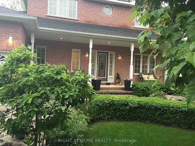 307 Sheridan Ct — Photo 33