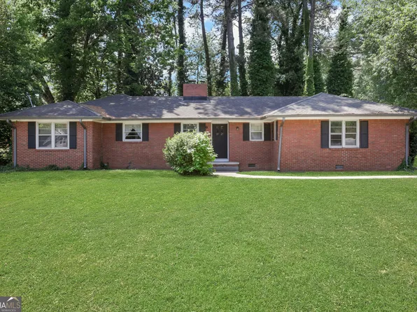 1421 Nerine Cir, Dunwoody, GA 30338