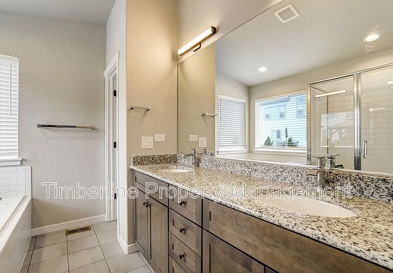 6348 Deco Dr — Photo 34