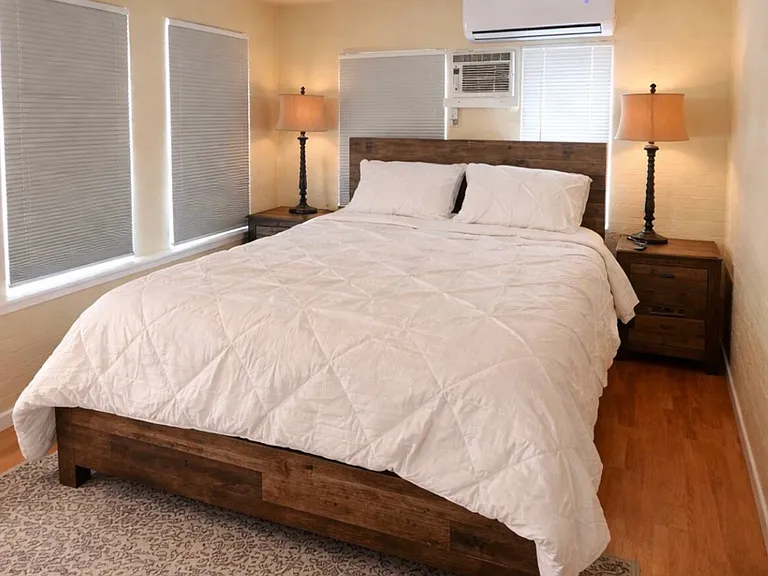 3209 Silver Springs Way — Photo 2