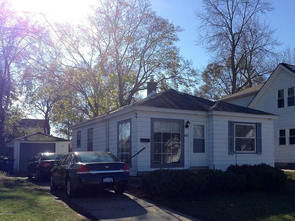 1st image of 1060 Aberdeen St NE