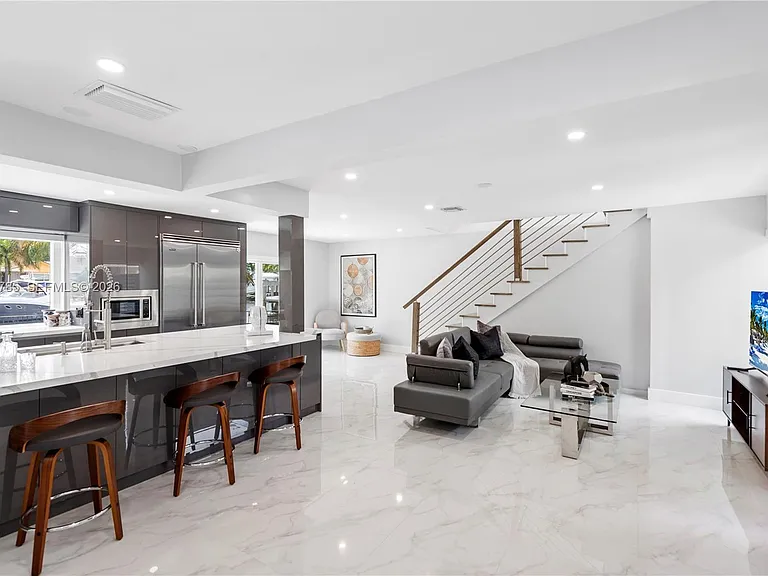 1617 SW 17th Ave — Photo 9