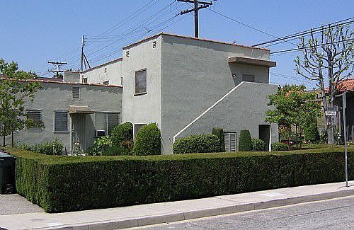 1st image of 812 E Palmer Ave