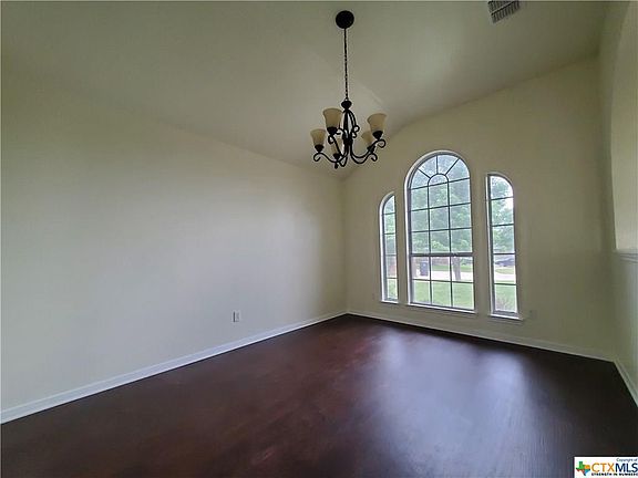 4th image of 5806 Tropicana Ct