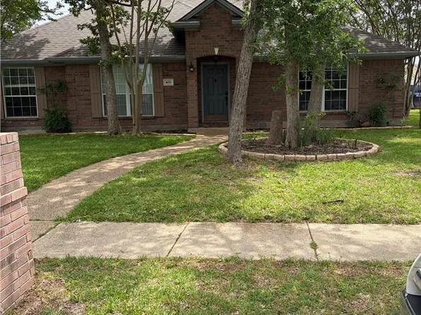 400 Heather Ln, College Station, TX 77845