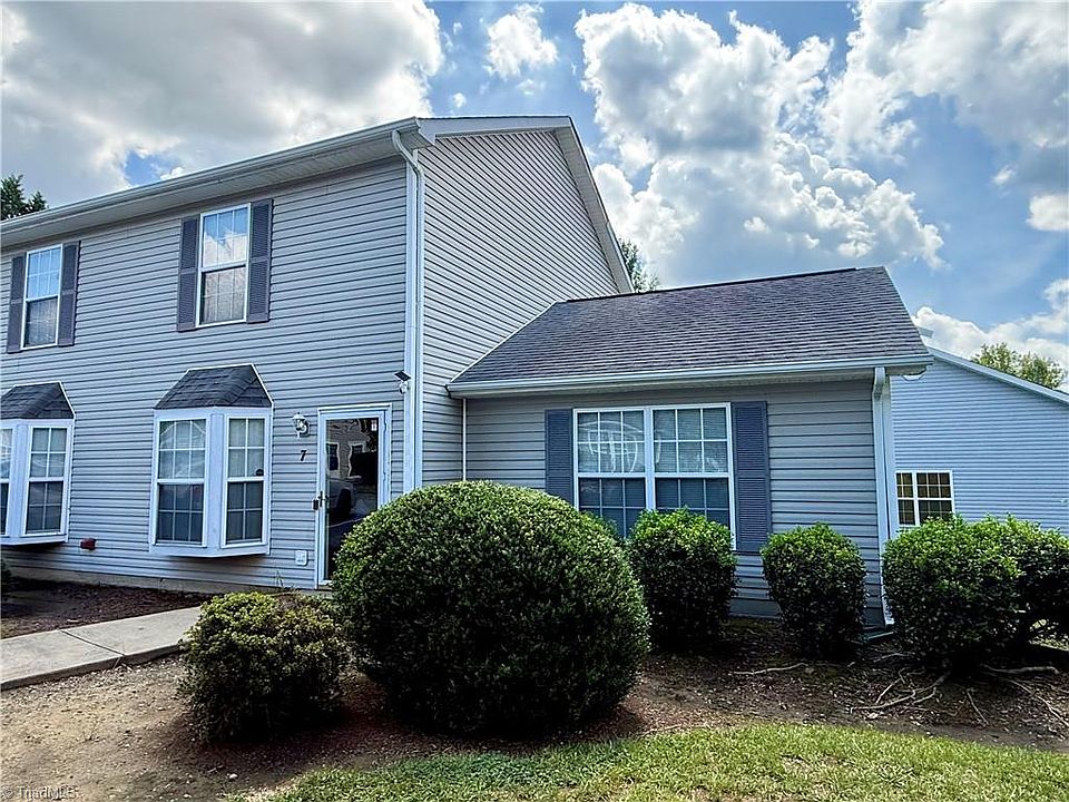 1st image of 7 Portside Ct