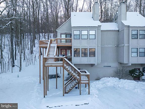 2nd image of 127 Jeffrey Ln #18C