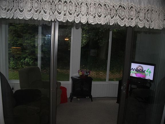 5th image of 571 Appletree Dr #571